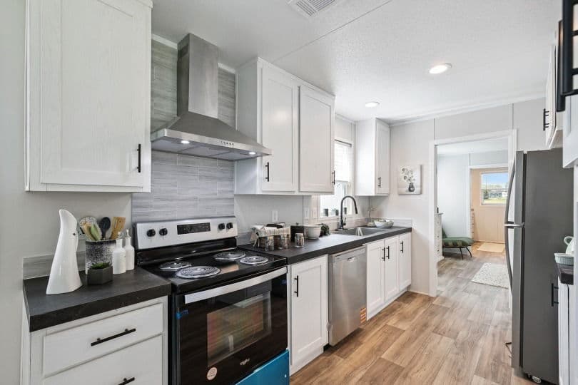 Valor 16763n kitchen home features