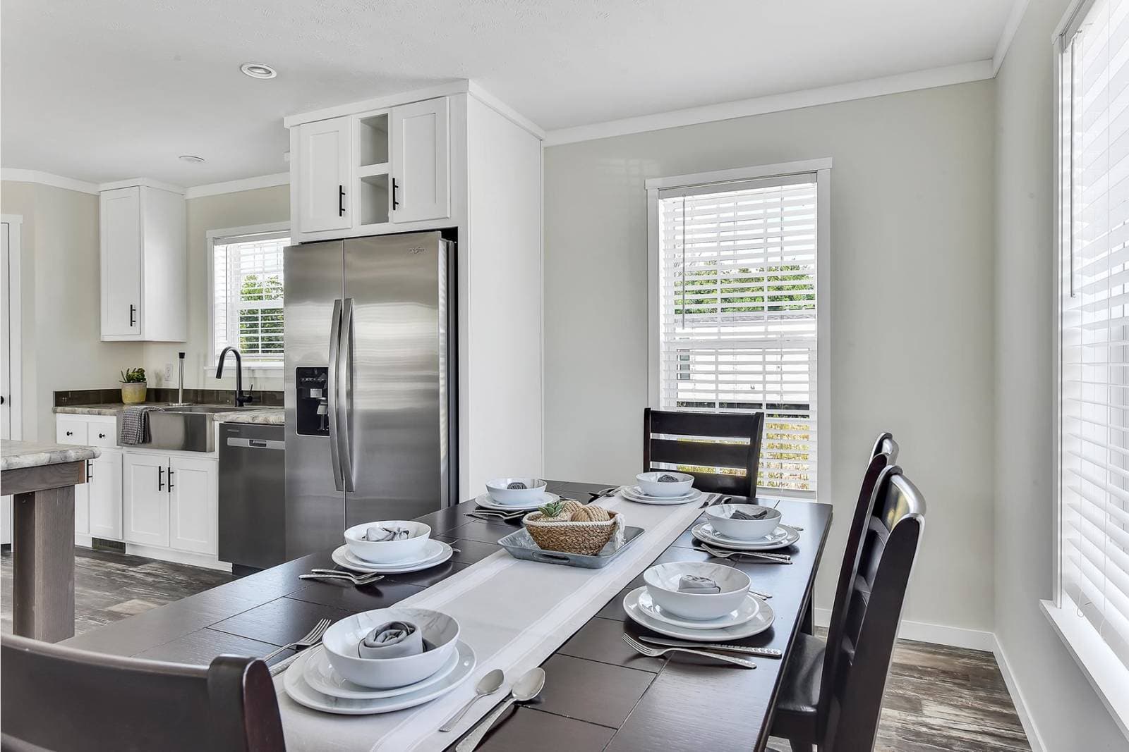 Elevate 56f kitchen home features