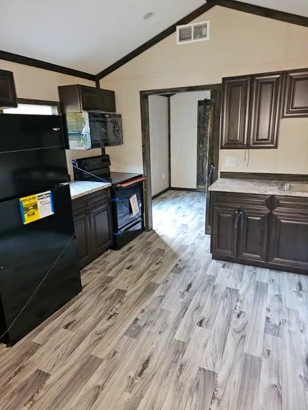 Rustic ridge | 4b 108 kitchen home features