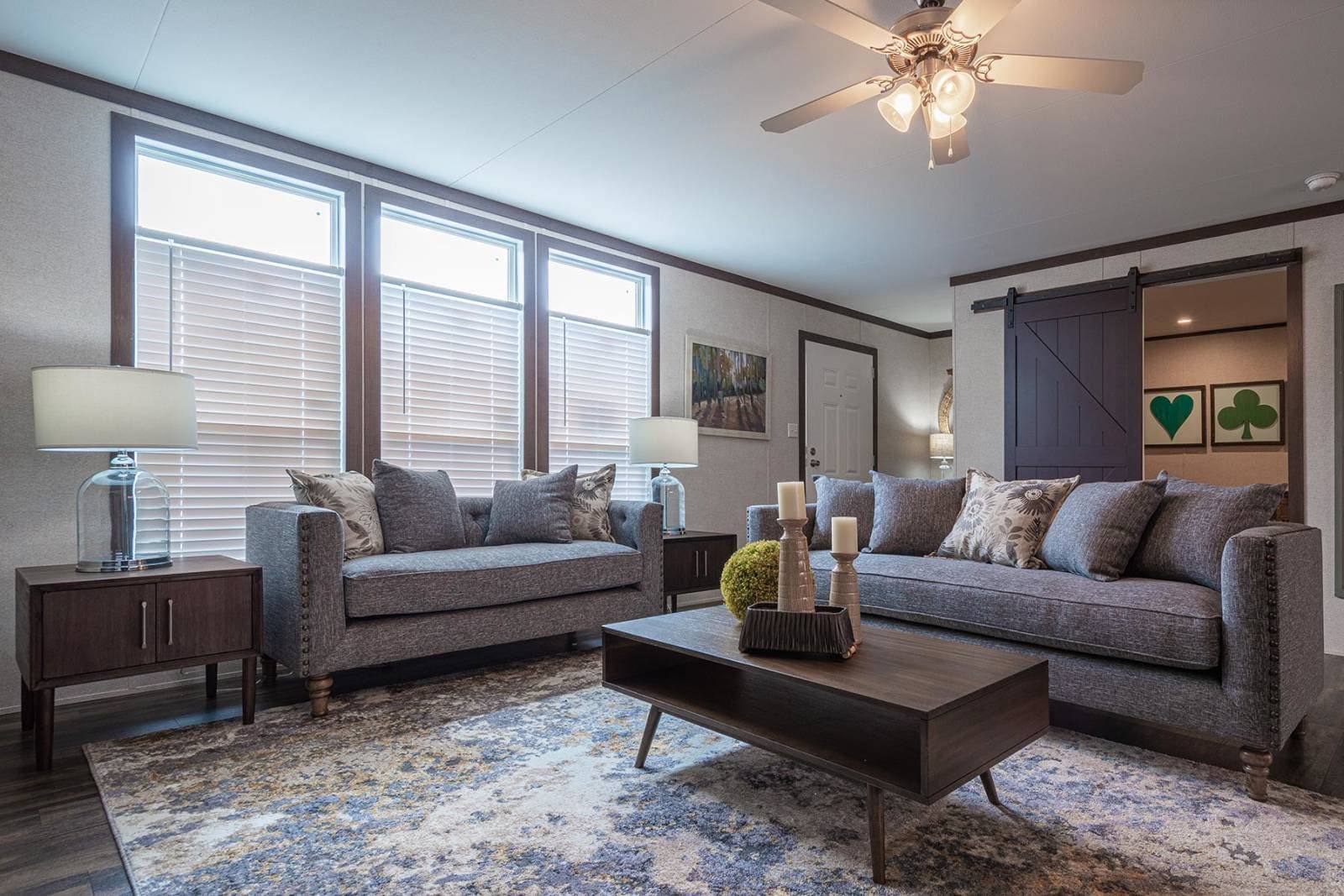 Nm3260f interior home features