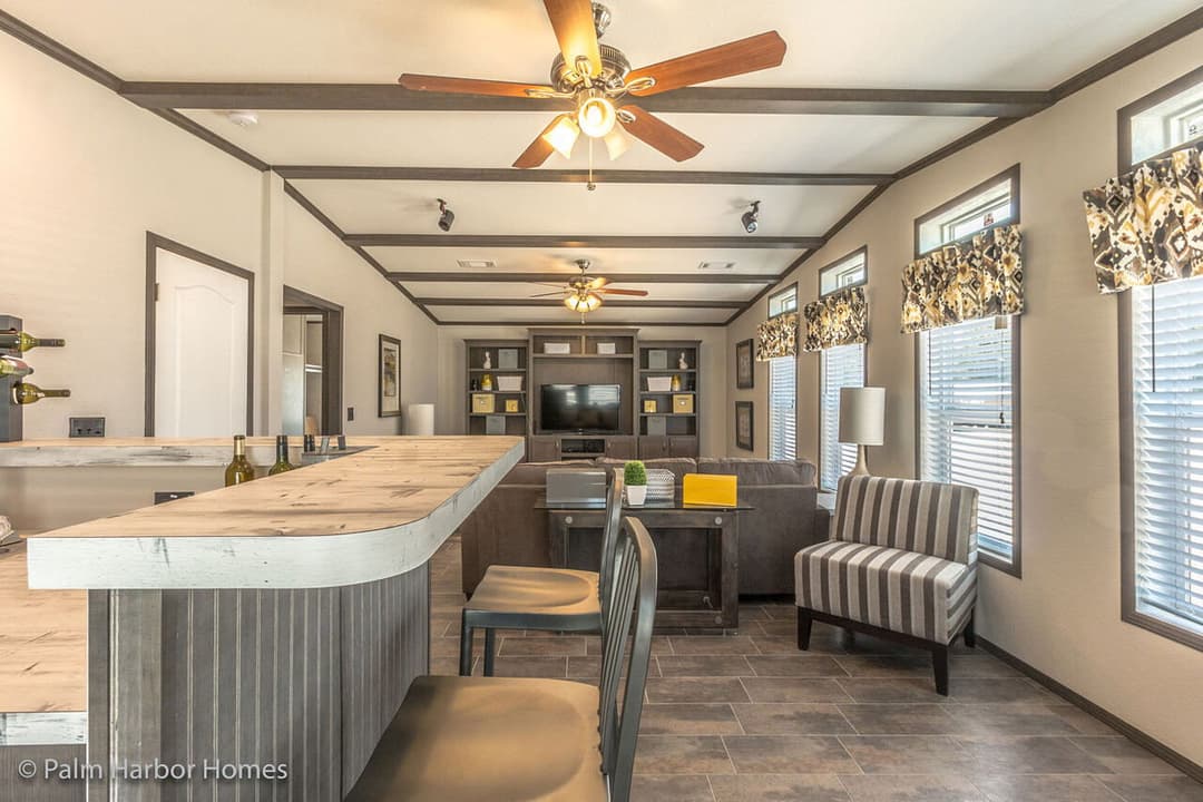 Carrington 30764c interior home features