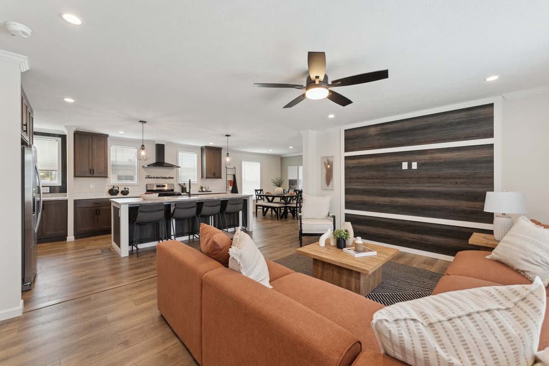 Sunlight 1493 interior home features