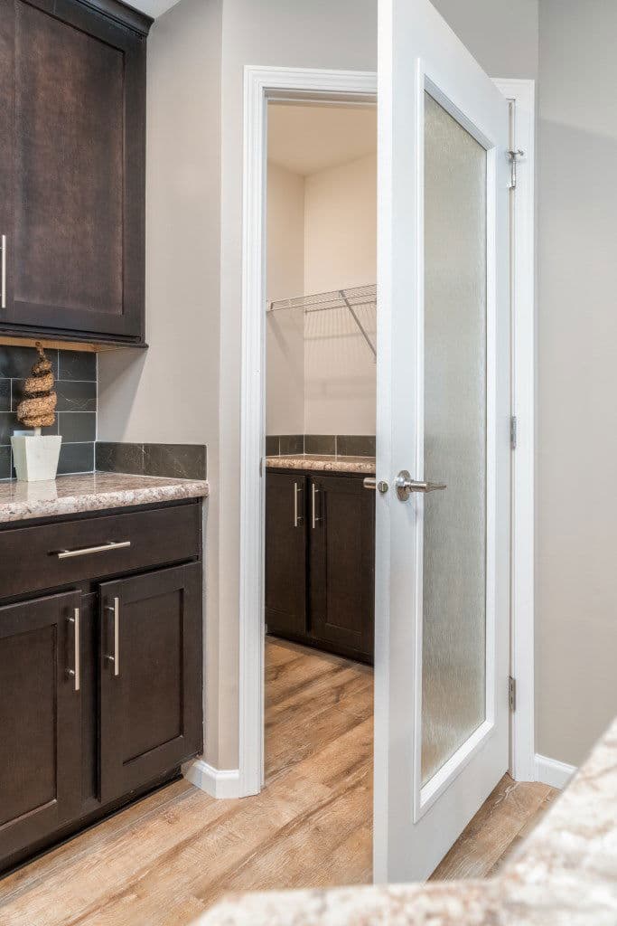 Richland elite gf3007-p interior home features