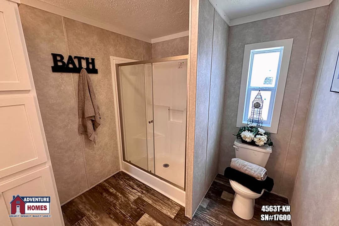 4563t-kh bathroom home features