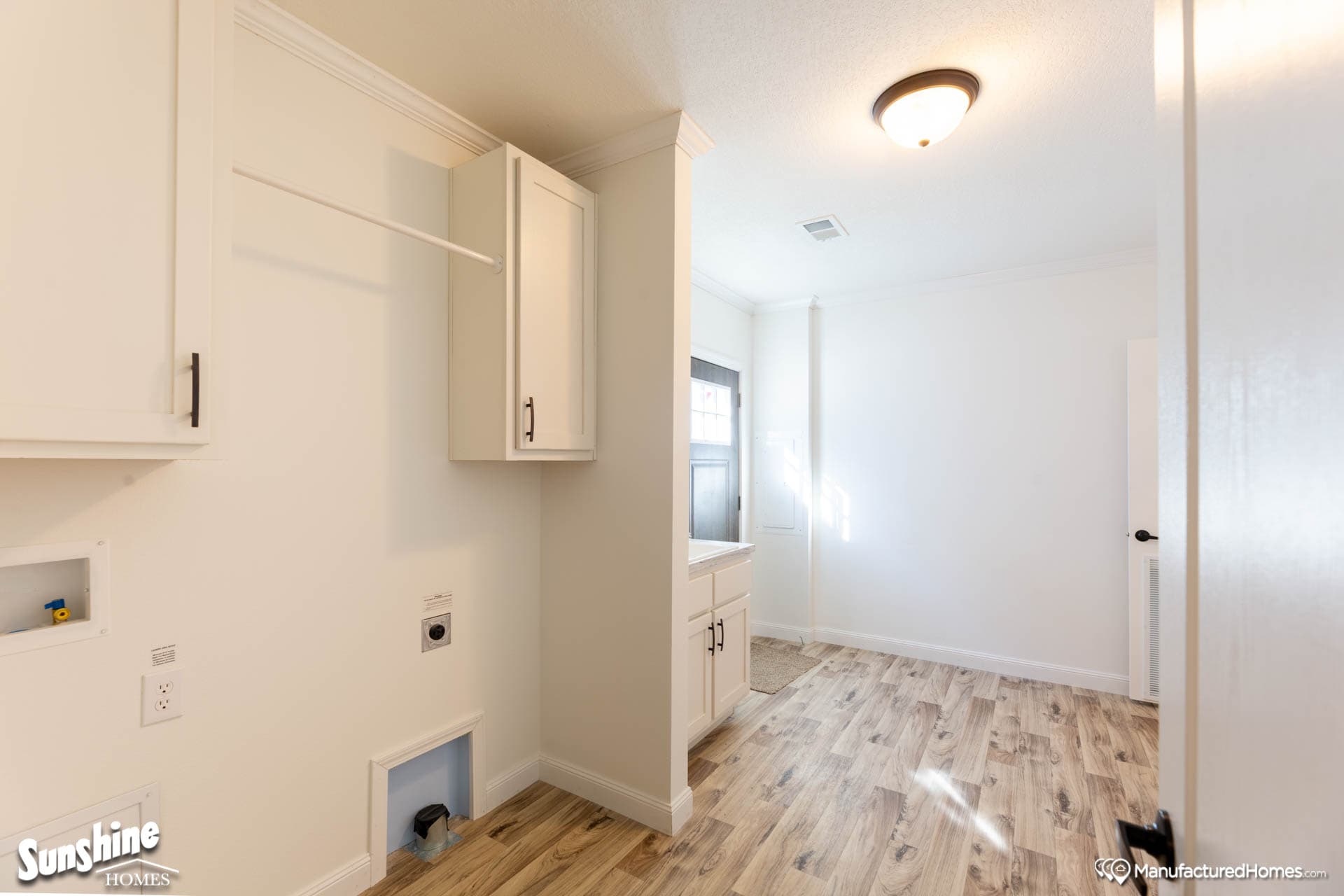 Pri3280-2040 interior home features