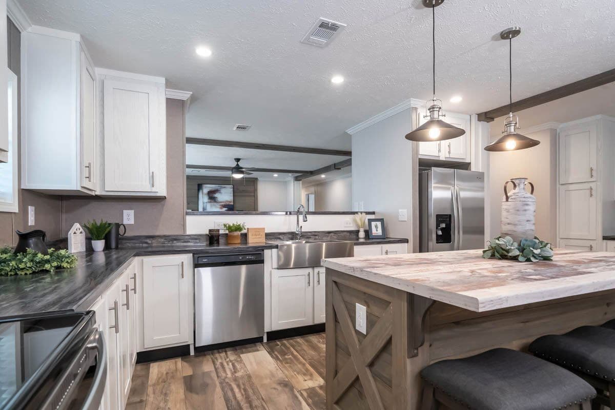 Ruby kitchen home features