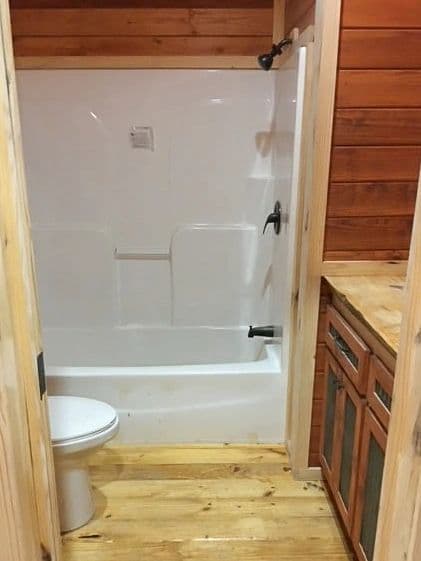 Base camp | 4b 103  home features