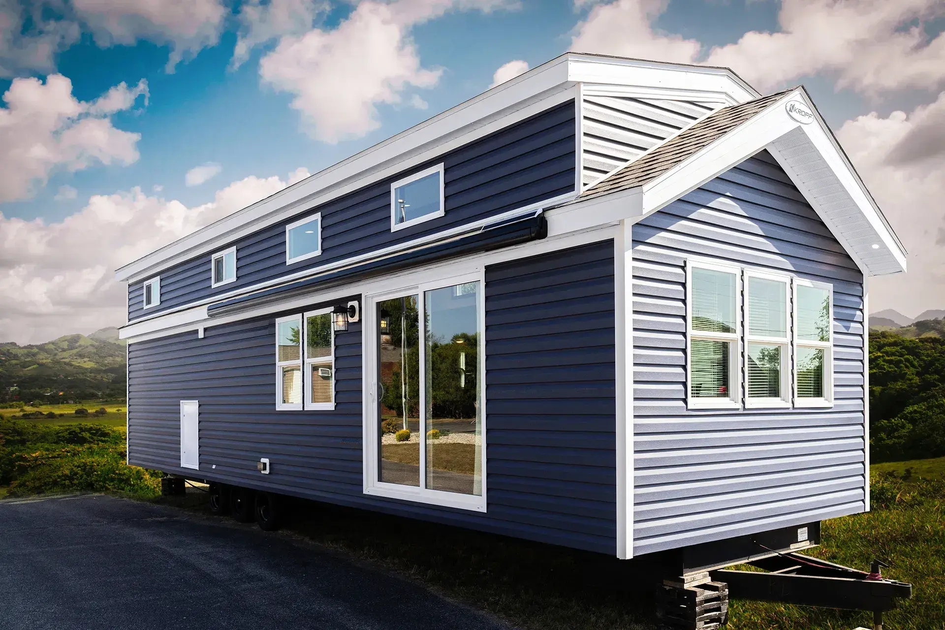 Canvas hero, elevation, and exterior home features