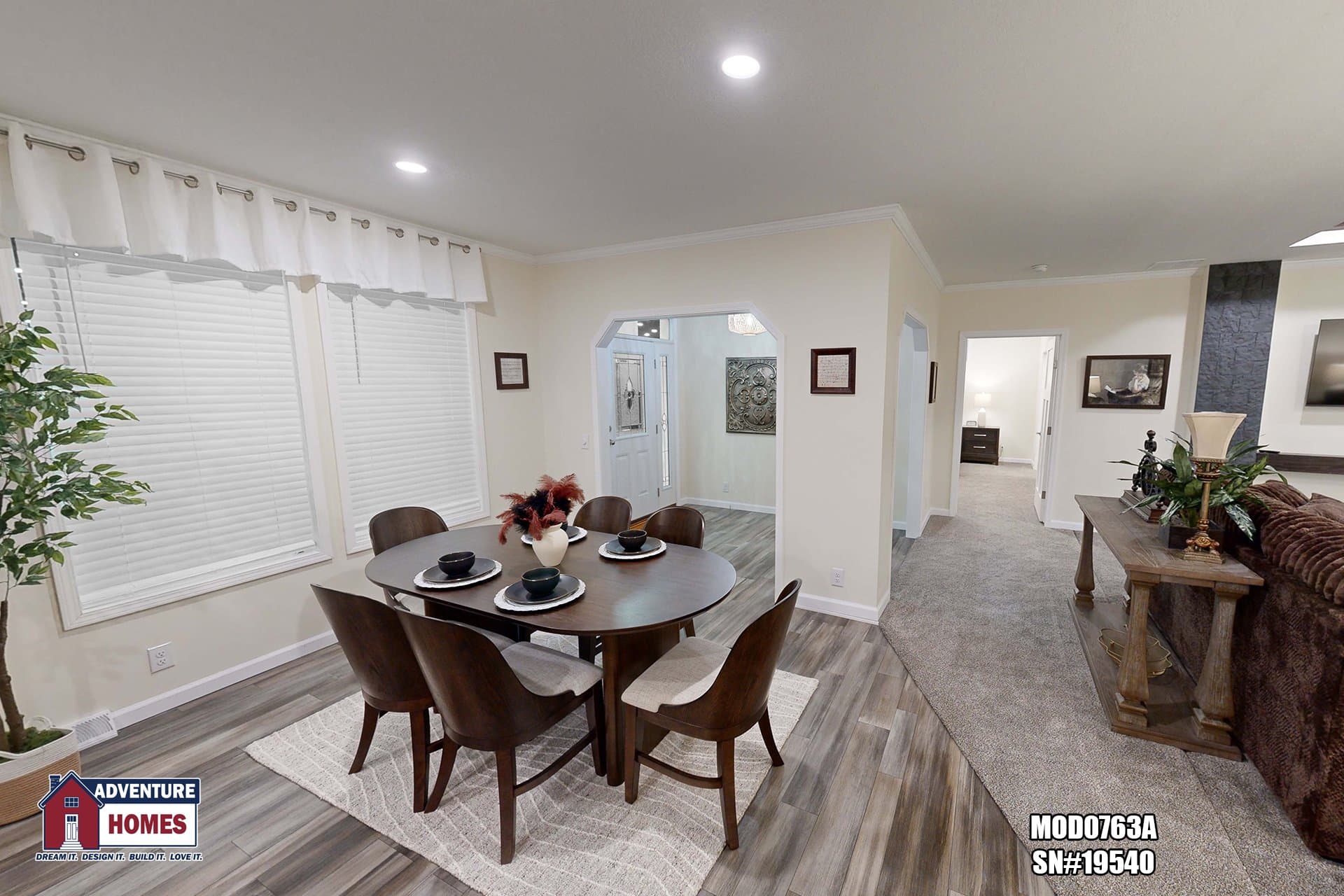 Mod0763a interior home features