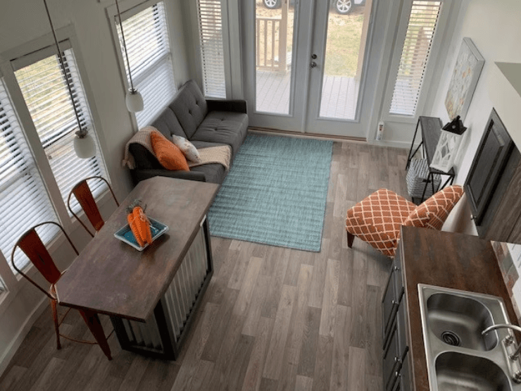 Lakeview interior home features