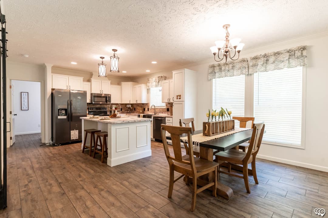 Aimon 4br interior home features