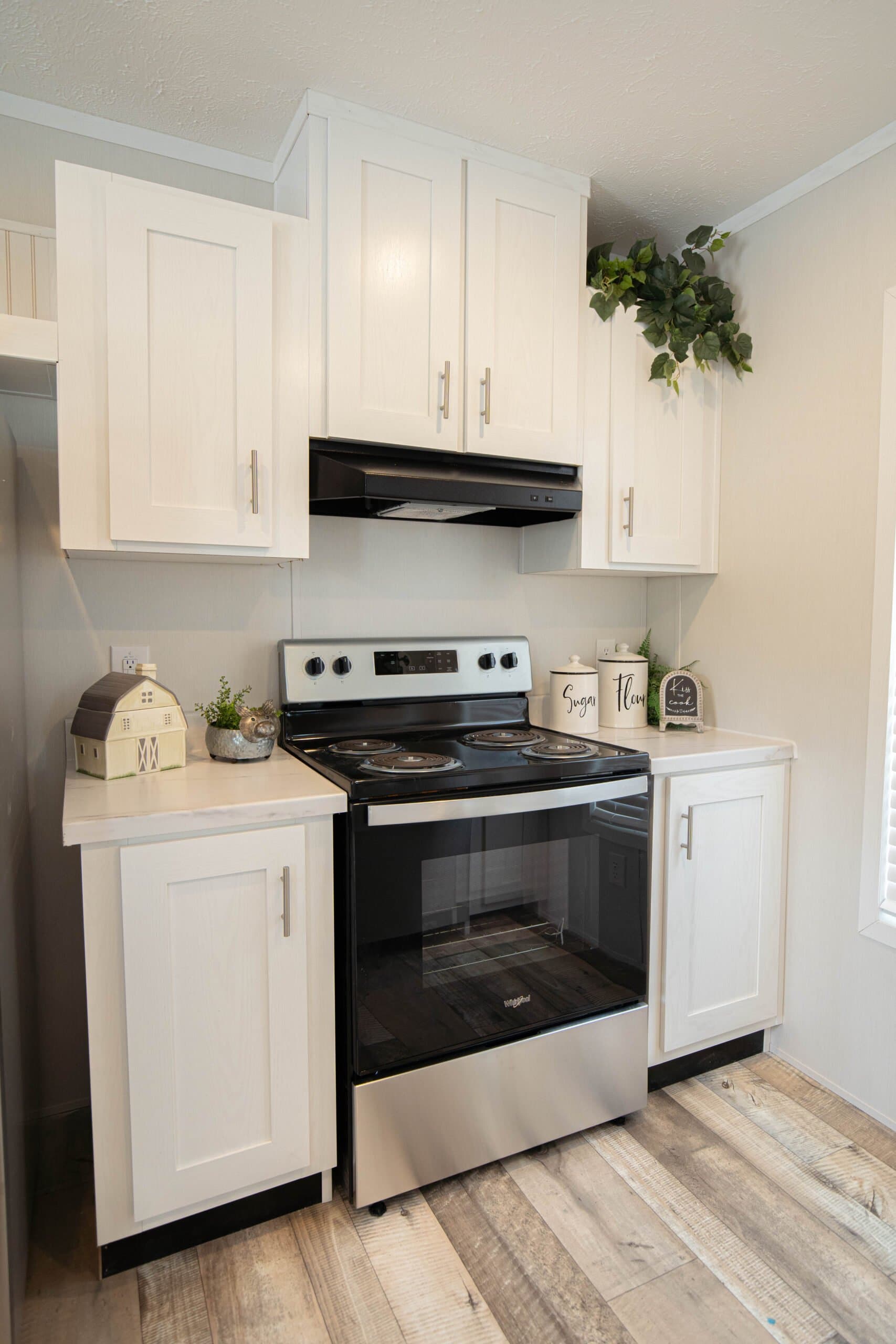 Hudson kitchen home features