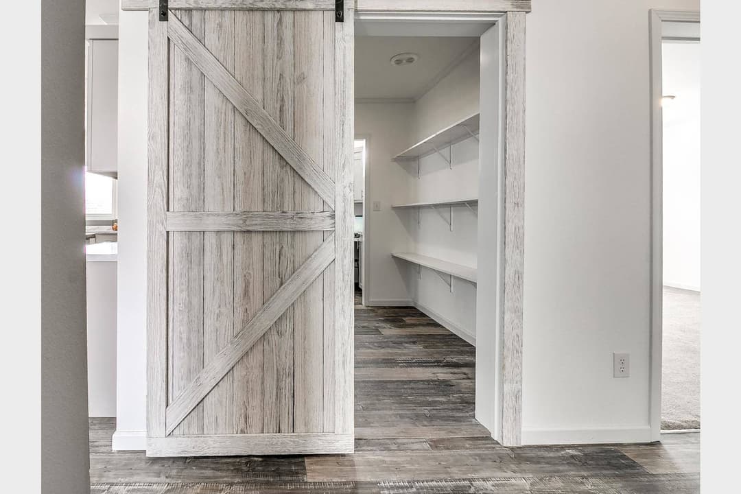 Titan extreme 3266a [the aspen] interior home features