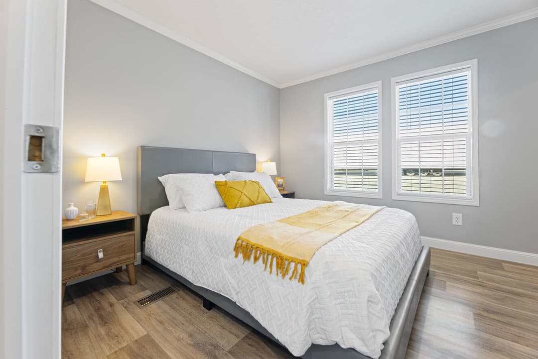 The cumberland duplex interior and bedroom home features