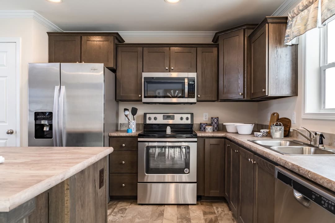 Blueridge limited 28603b kitchen and hero home features