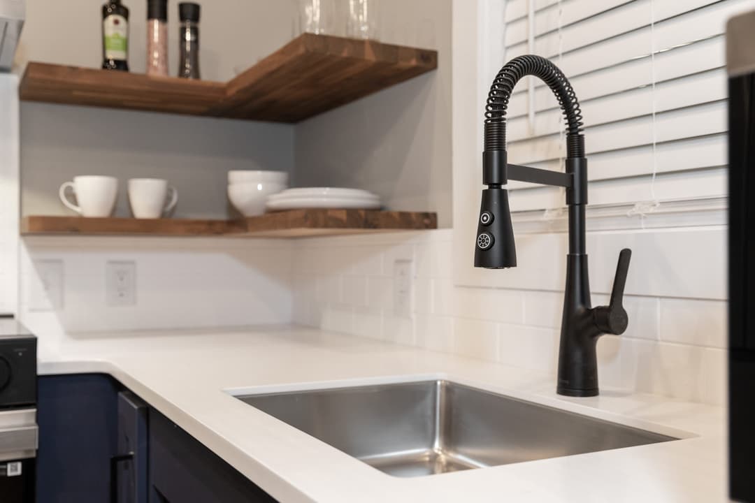 Blue springs kitchen home features