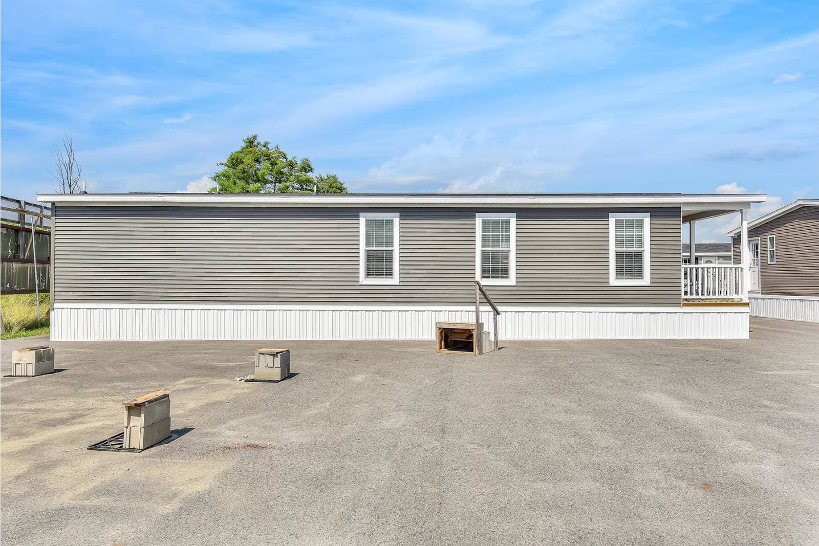 Elevate 56f elevation and exterior home features