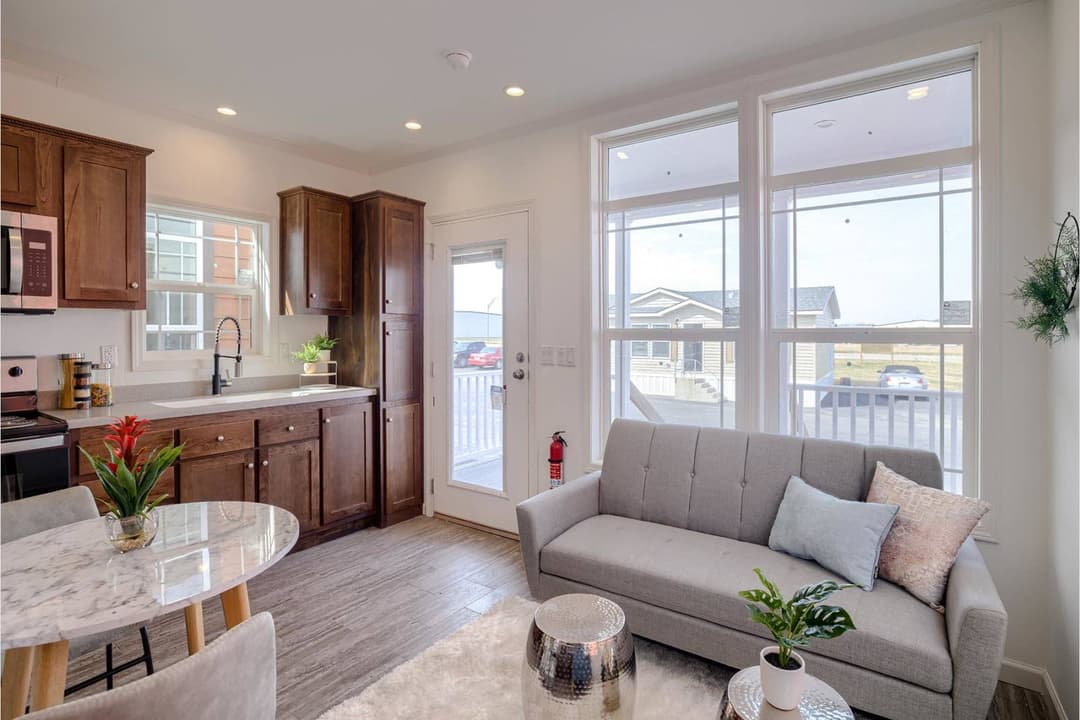 Country cottage interior home features