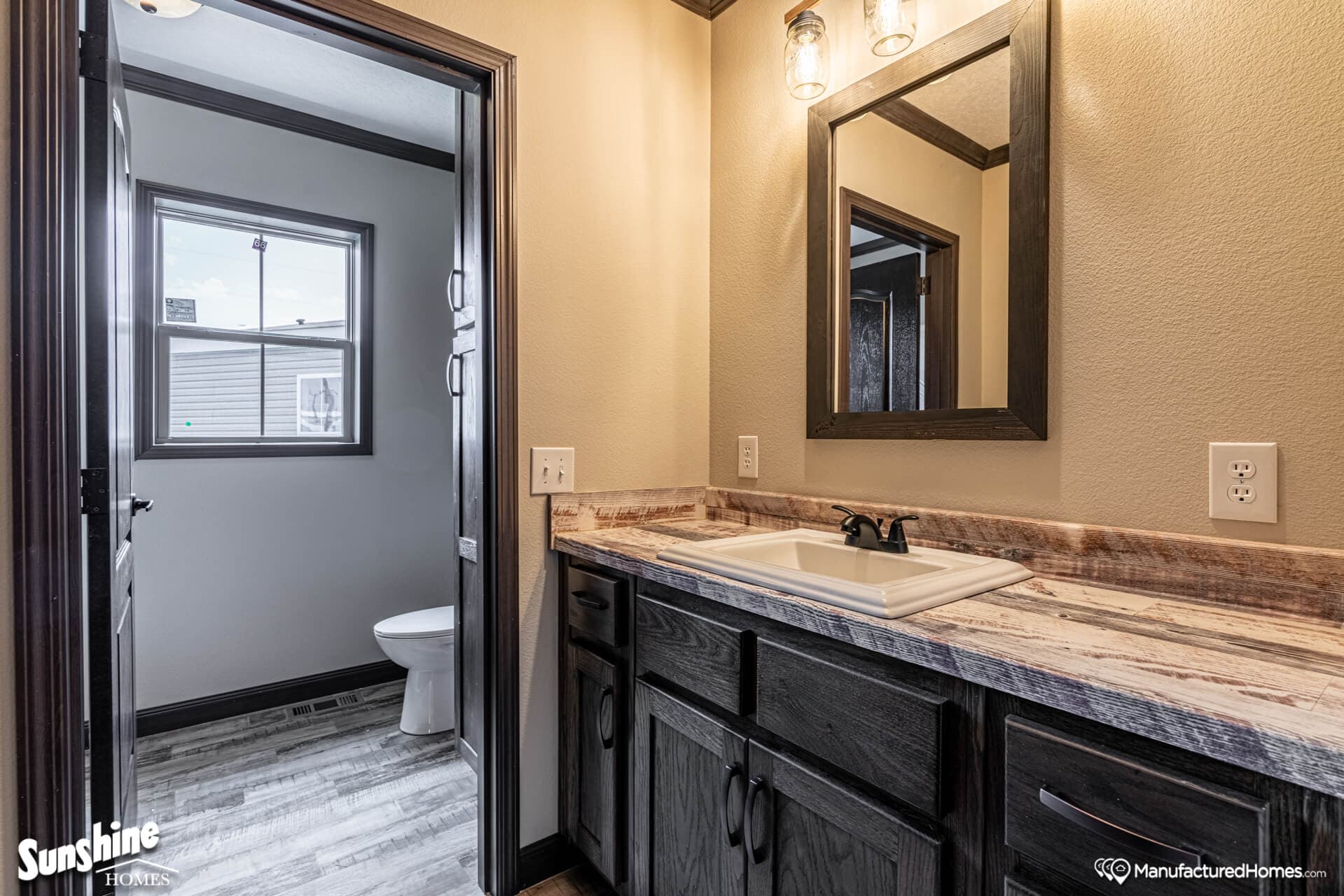 Pri3270-2050 bathroom home features