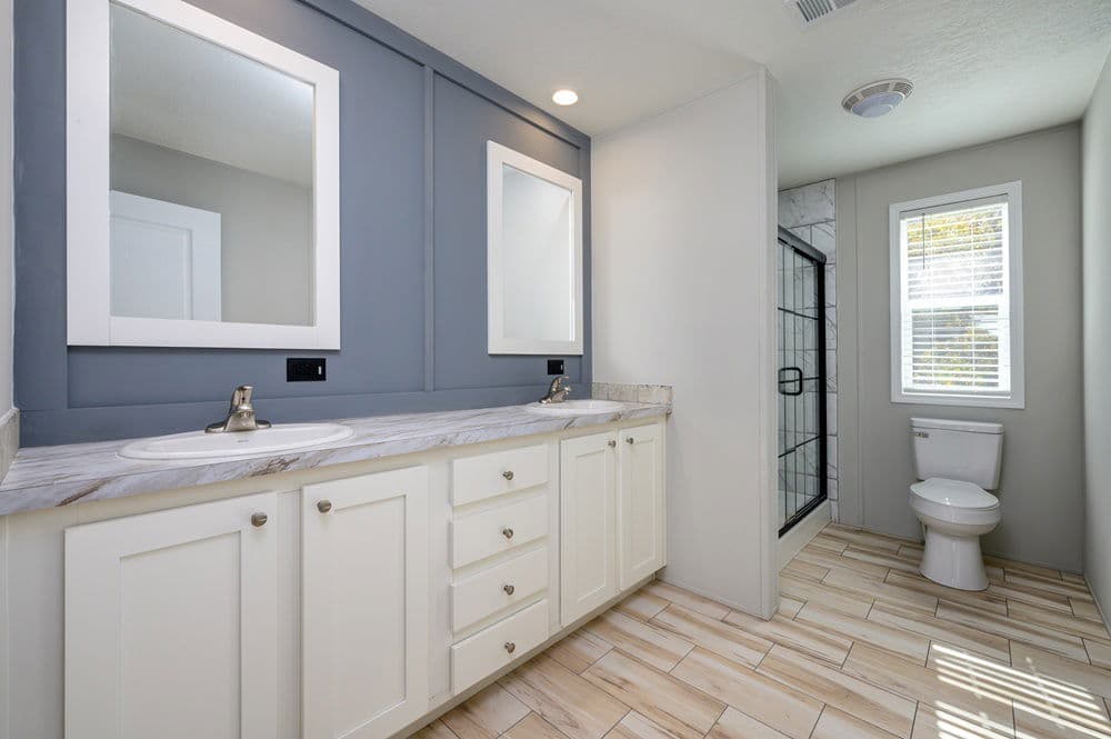 Tater tot bathroom home features