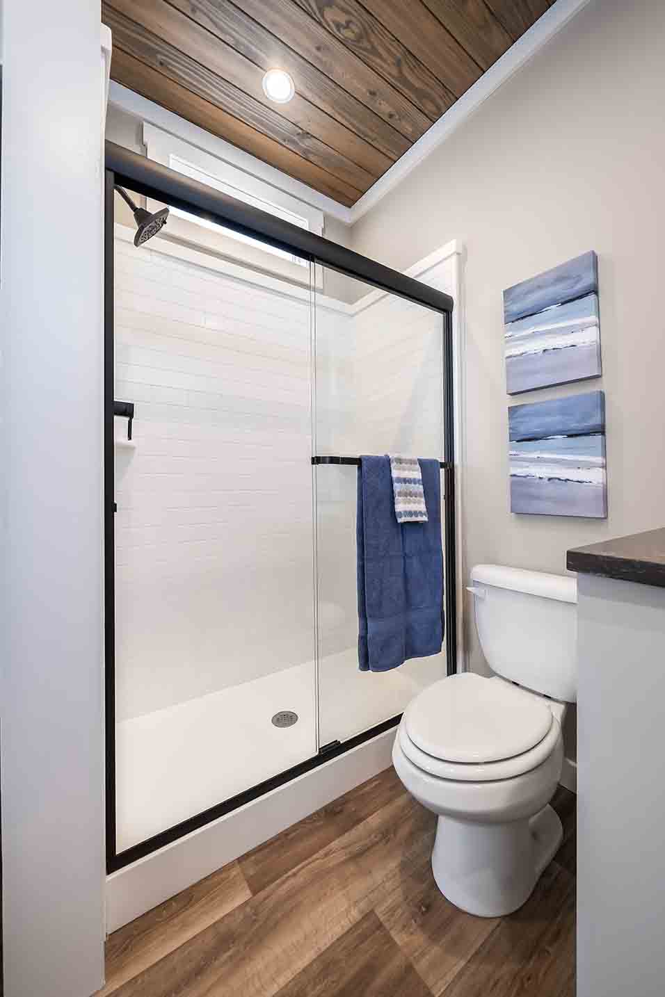 Cheaha bathroom home features
