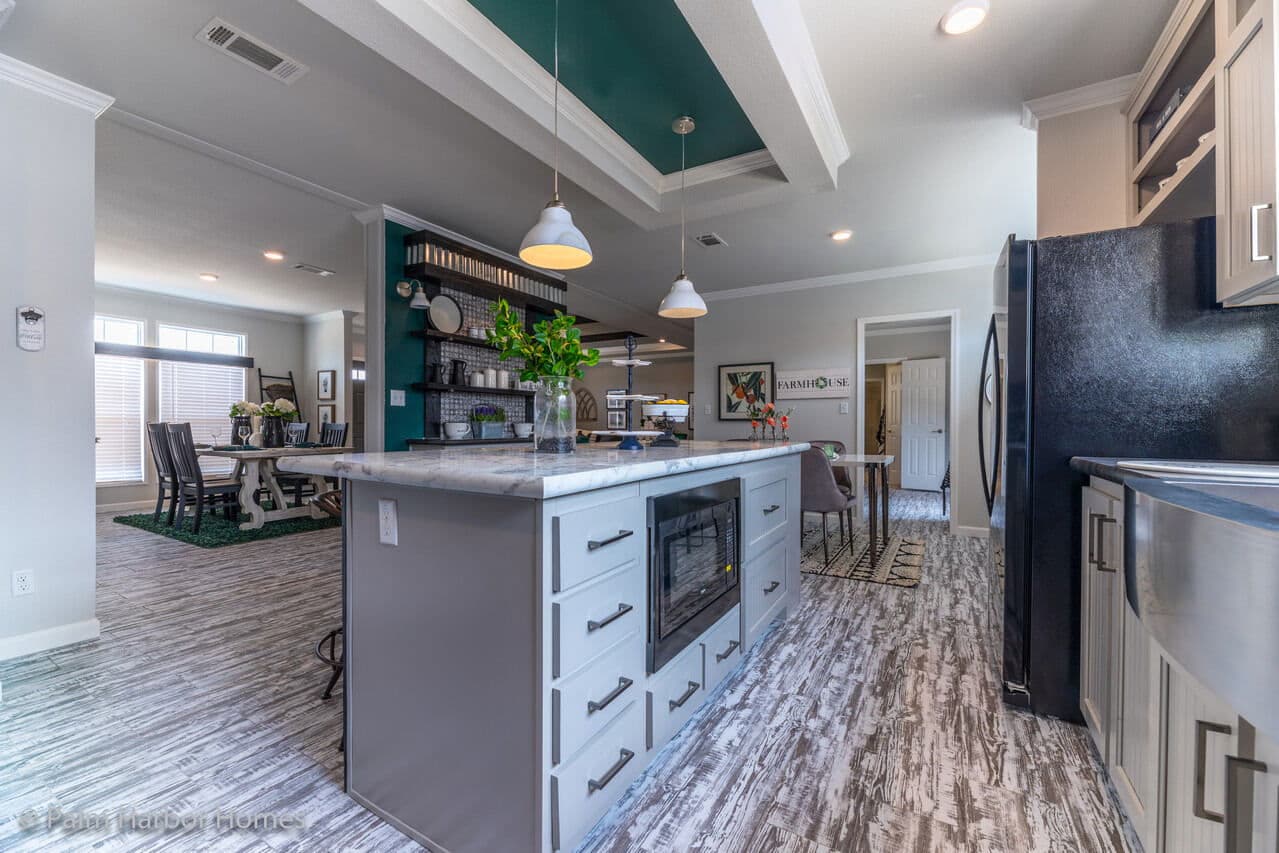 Vintage farmhouse 32643c kitchen home features