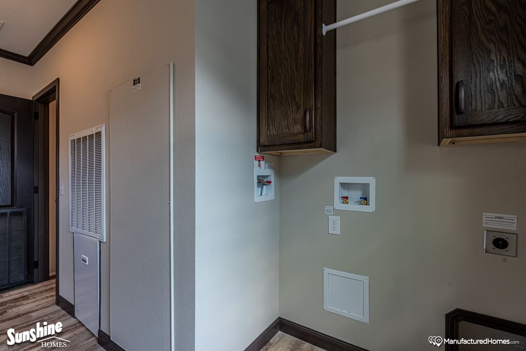 Pri3270-2050 interior home features