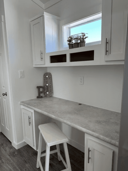 Kit carson-652 interior home features