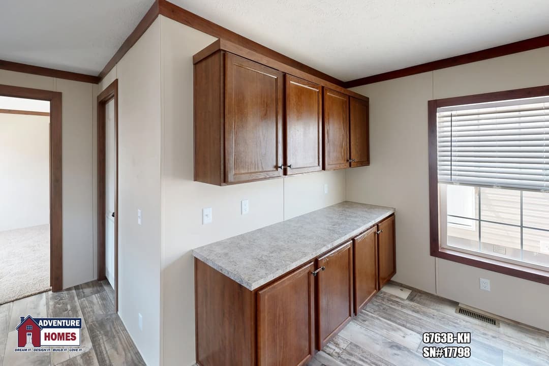 6763b-kh kitchen home features