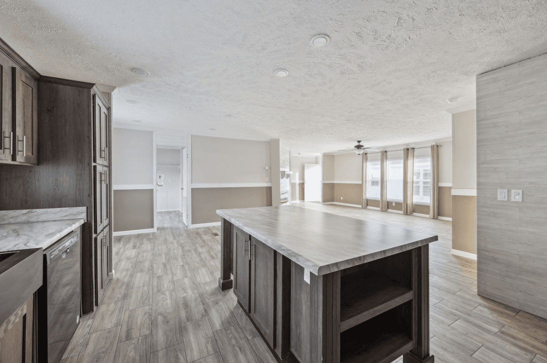 Md-52-32 kitchen home features