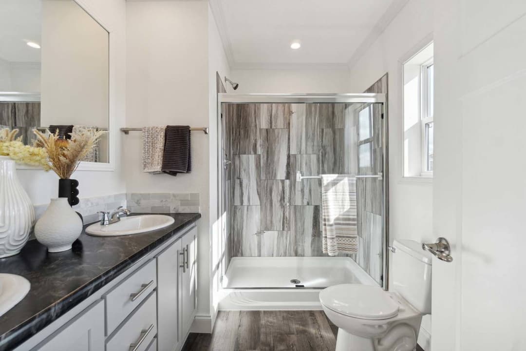 Orion-e bathroom home features