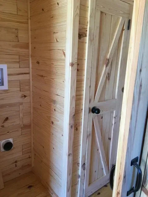 Chateau la salle | 4b 115 hybrid interior home features