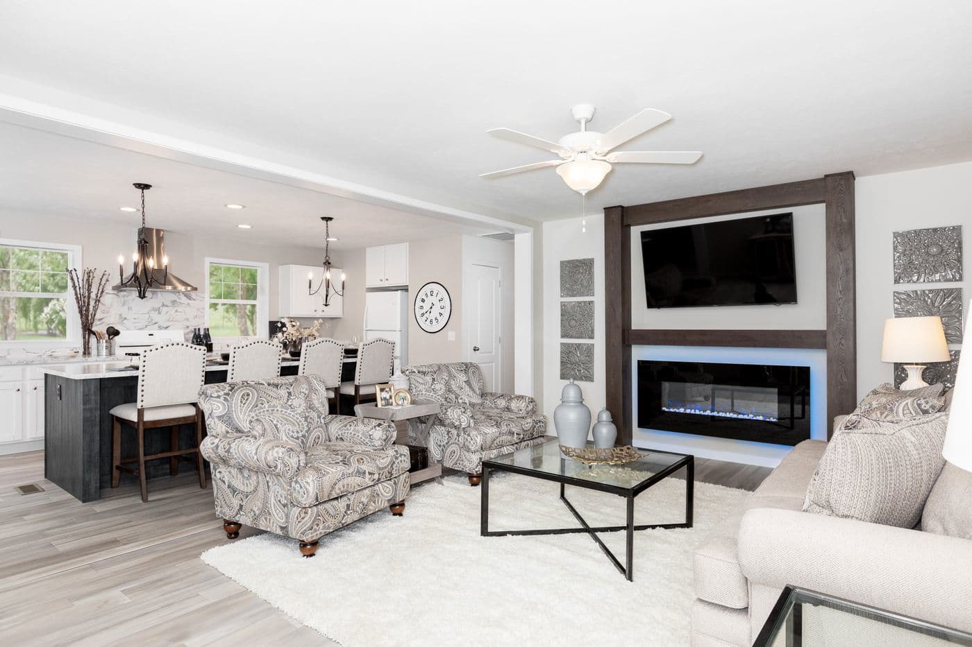 Belvedere blvd interior home features