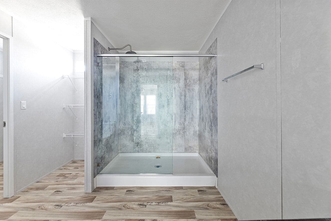 Valu maxx premier 32684e interior home features