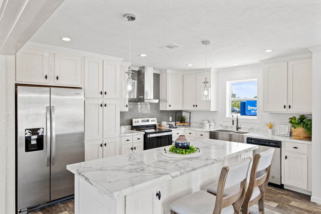 Delashaw kitchen home features