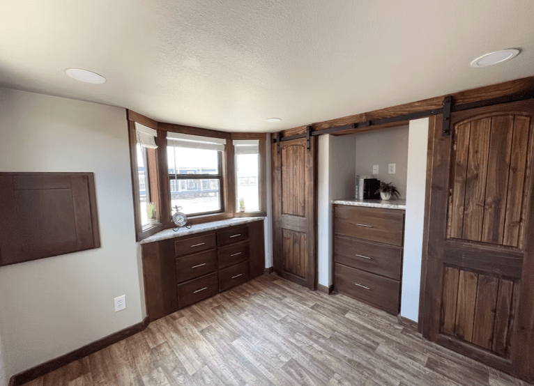 Bayside interior home features