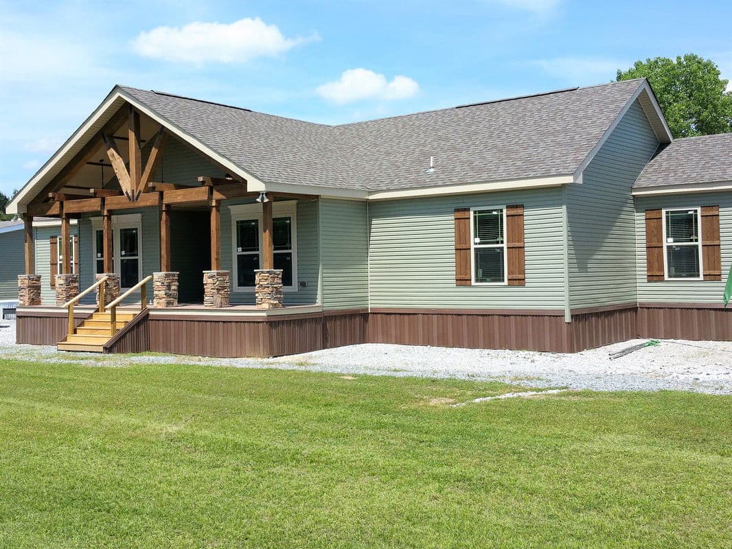 Koinonia elevation and exterior home features