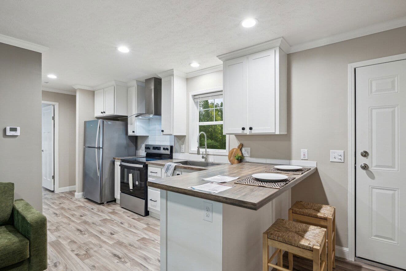 Blue ridge duplex kitchen home features