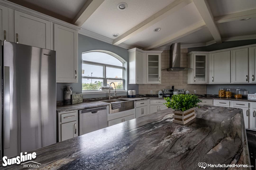 Pri3280-2018 kitchen home features