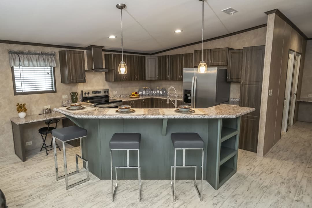 Classic c-3256-42b kitchen home features