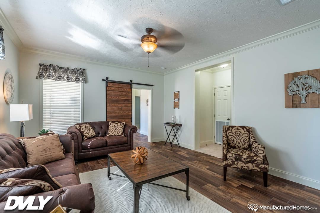 Orchard house (porch) interior home features
