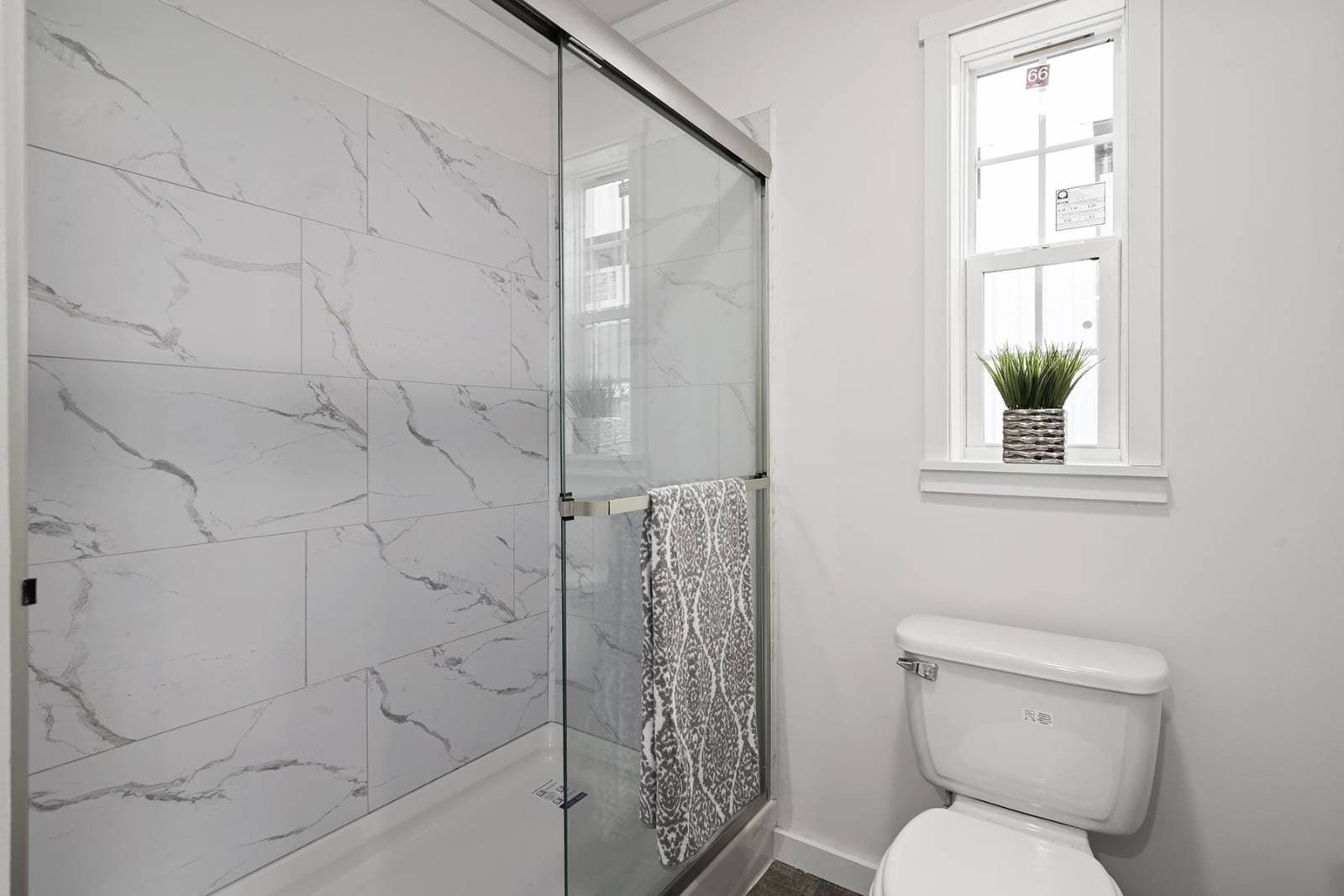 Aspire bathroom home features