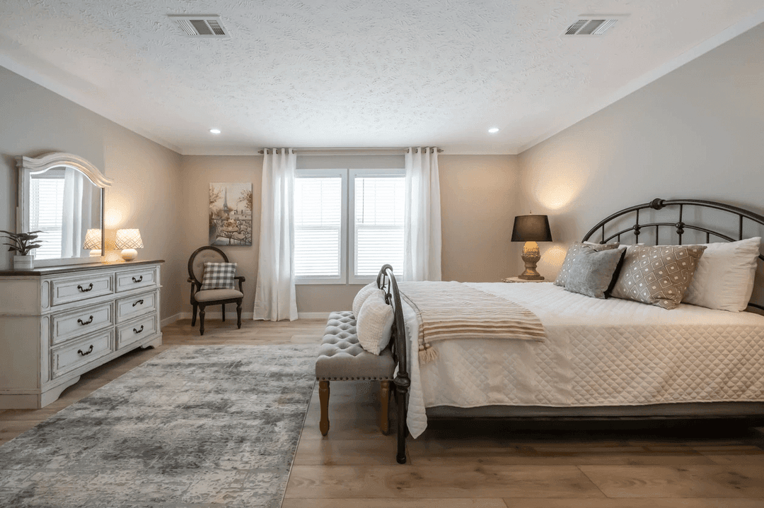 The callaway bedroom home features