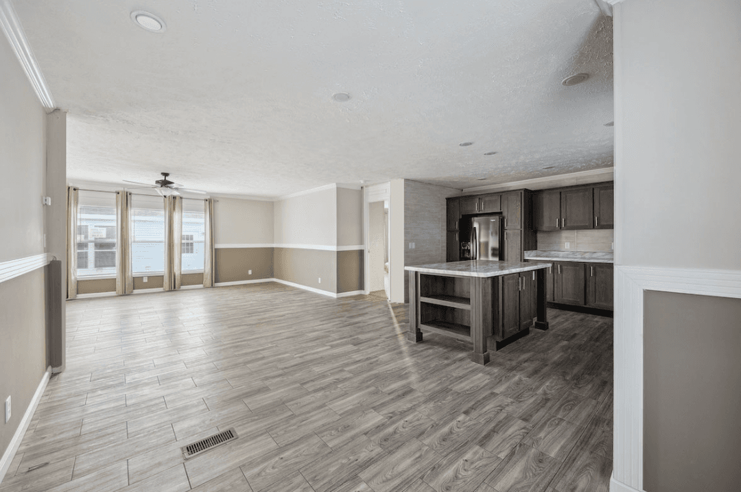 Md-52-32 interior home features