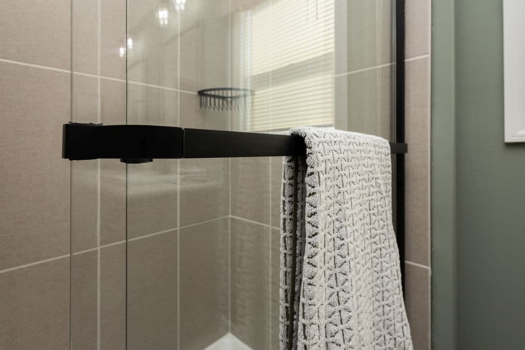 Astro creations ranch 3a2093-p bathroom home features