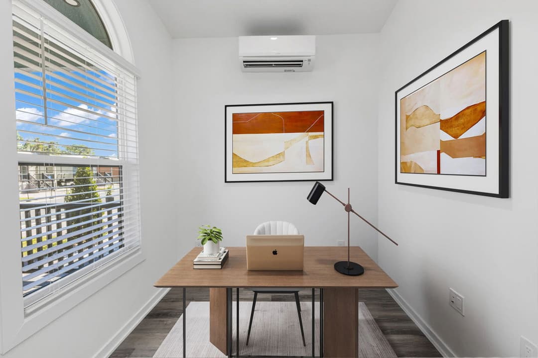 Villa rosa interior home features