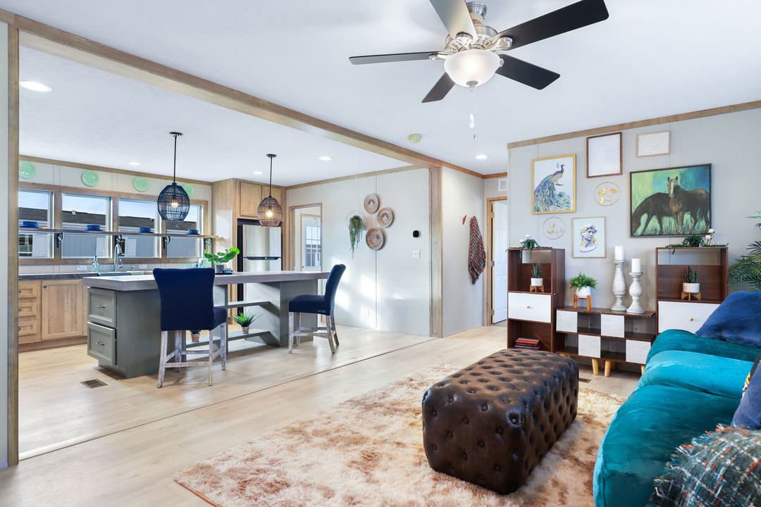 Bluebonnet breeze interior home features