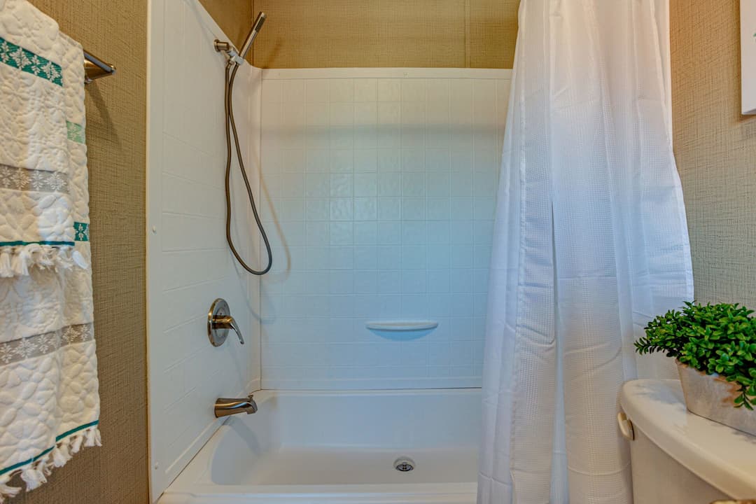 Select s-1256-21a bathroom home features