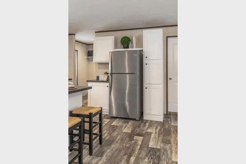 Capstone kitchen home features