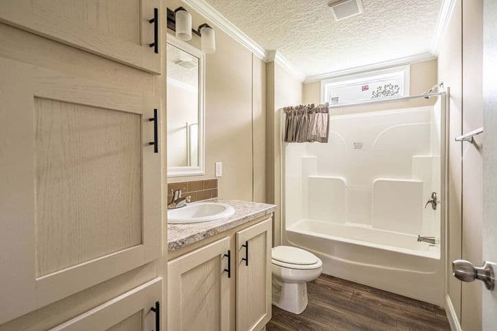 Boho 32764n bathroom home features